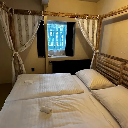 Апартаменты Keep Your Budget, Boho Old Town